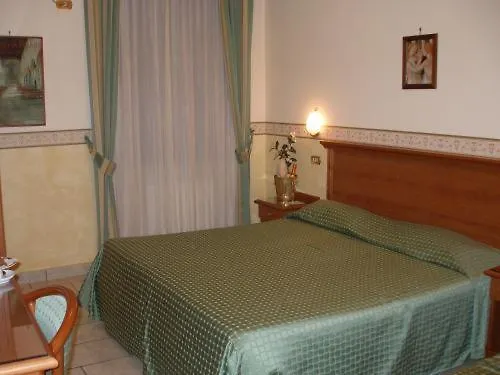 Hotel Lento Melito di Napoli 3*,  Italia